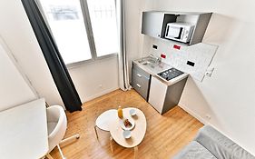 Charmant Studio Boulevard Voltaire